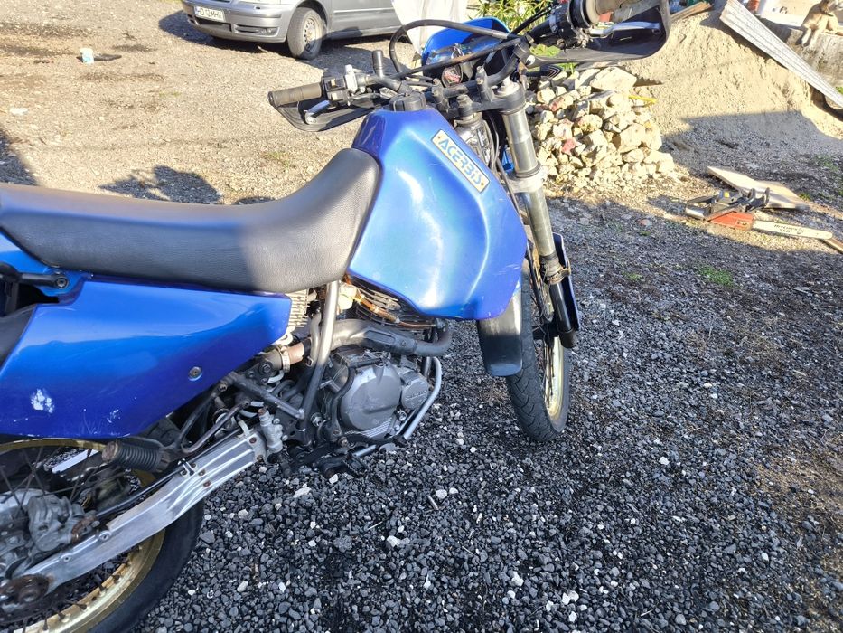 Motocicletă Suzuki dr 350