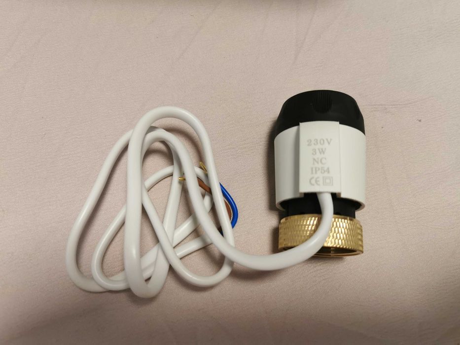 Actuator termic NC 230V auto si manual (pt calorifer sau pardoseala)