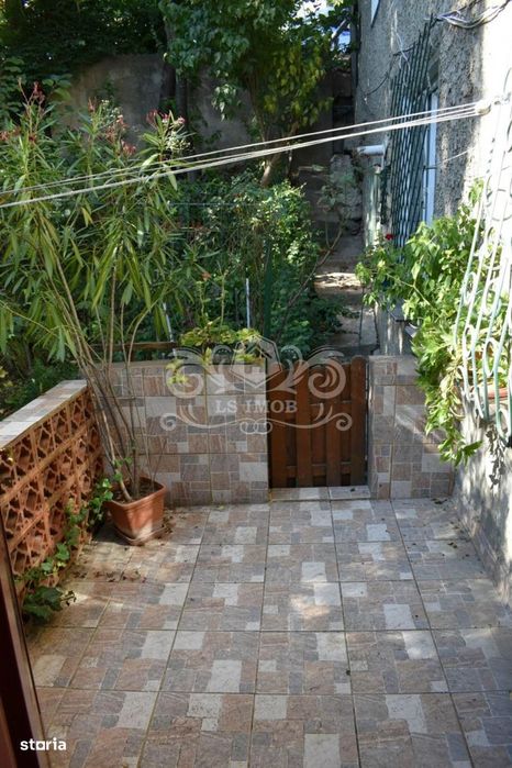 Apartament 2 camere , terasa si gradina, Centru de vanzare