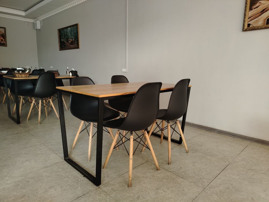 Стол ва стуллар сотилади, холати жуда яхши холатда