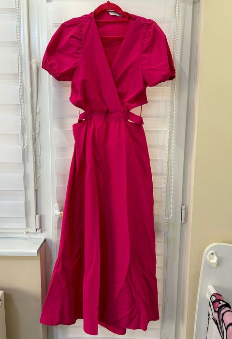 Рокля Stradivarius … М