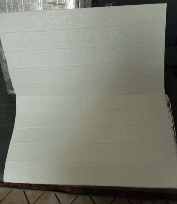 Продам обои самоклеящиеся