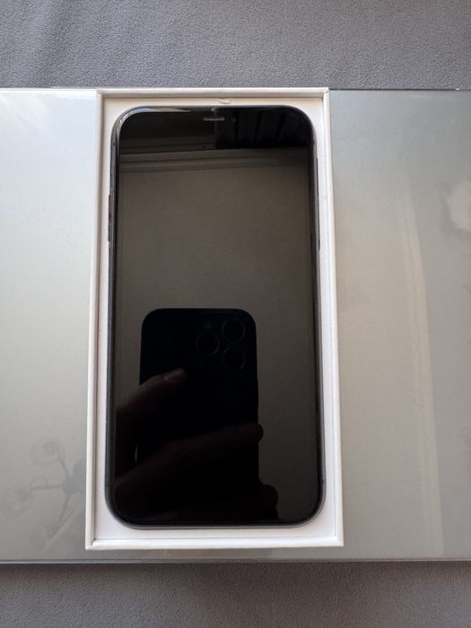 Айфон 11  128гб состояние идеальное