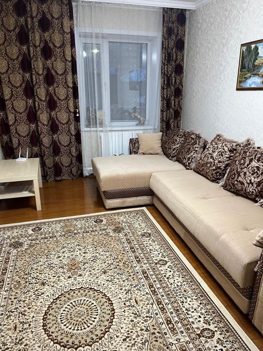 Продам 2 ковра в хорошем состоянии