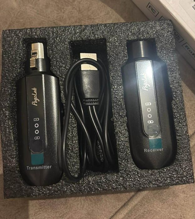 Безжичен микрофонен предавател-приемник