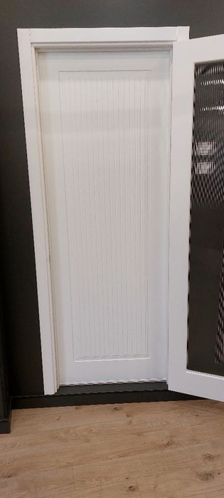 Распродажа дверей