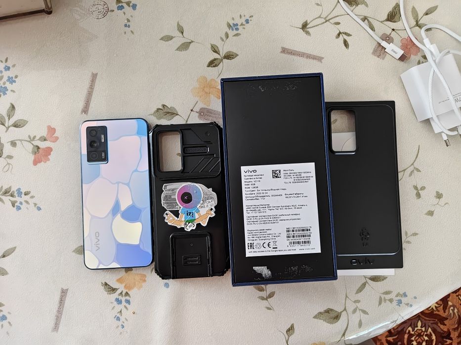 Продам срочно Vivo v23e