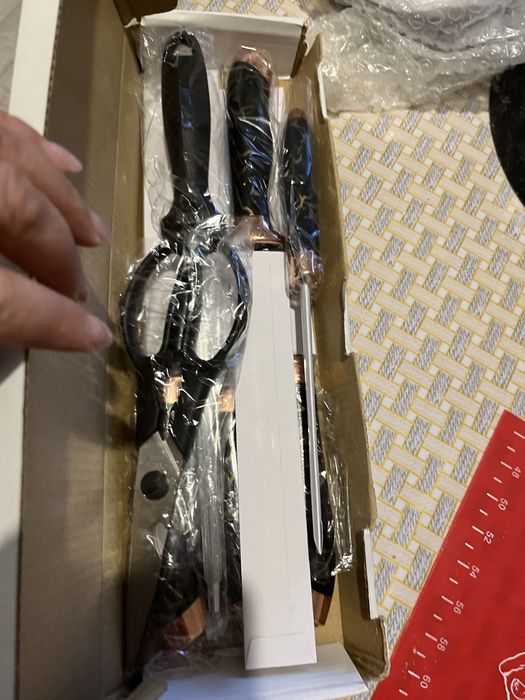 Продам набор ножей