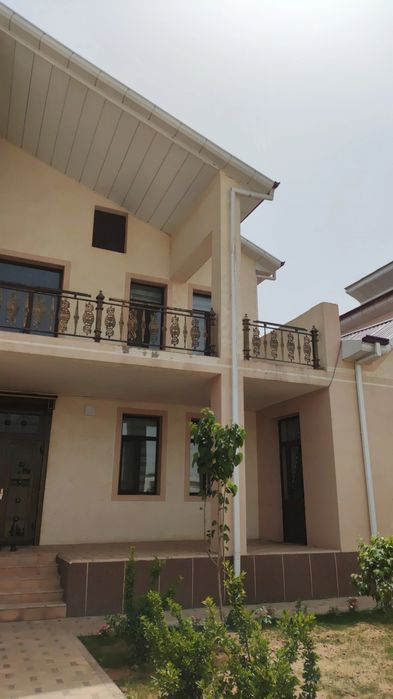 Uy sotiladi! Yangi qurilgan uylardan