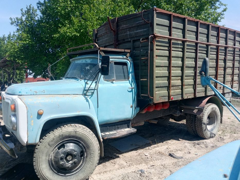 Gaz 53 sotiladi yaxshi xolatda