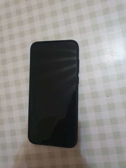 Продам новый смартфон Oneplus 15
