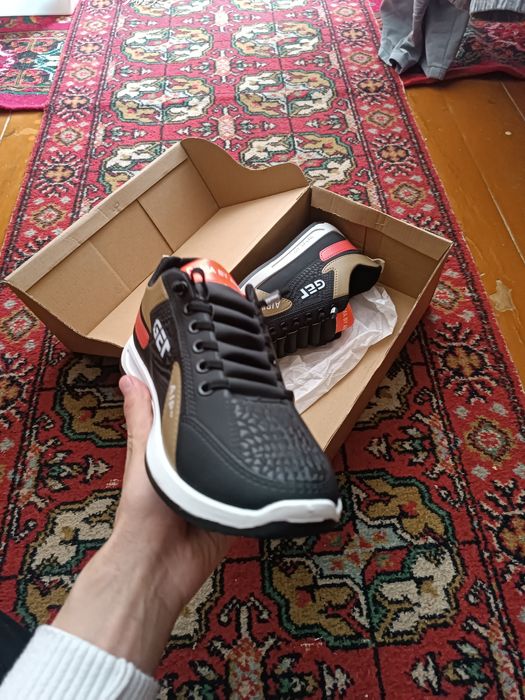 Кросовка для спорт