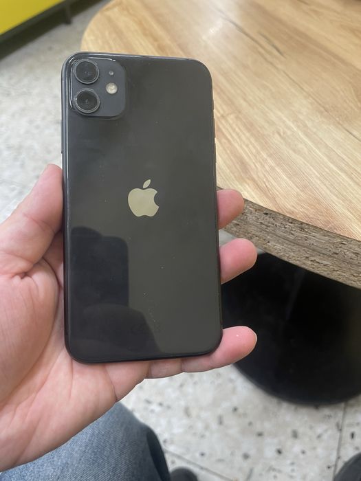 В продаже Айфон 11/128Gb