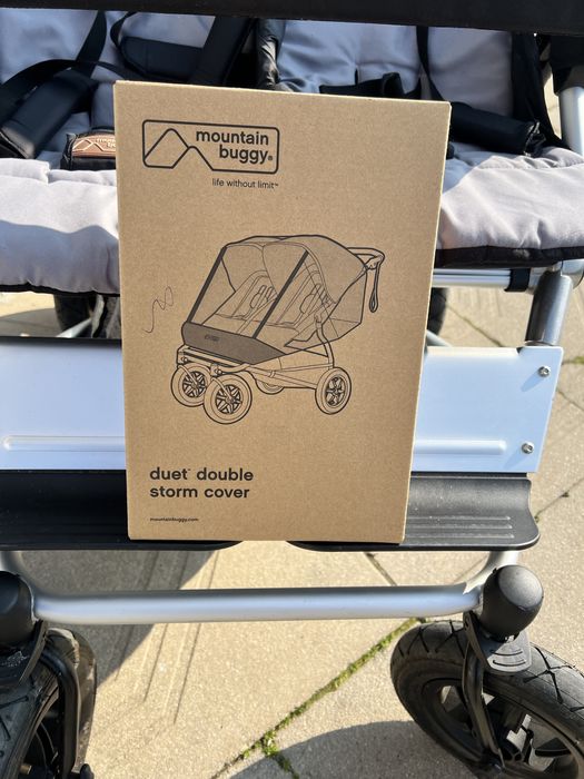 Количка за близнаци