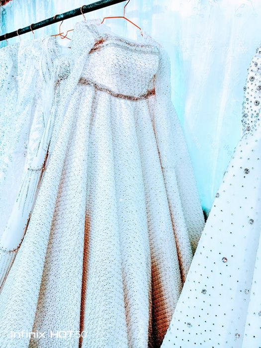 Sifatli Kelin koʻylaklar