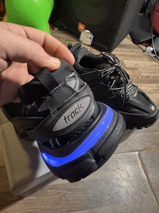 Balenciaga Track Led 42