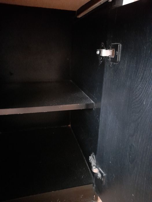 шкаф с чекмеджета