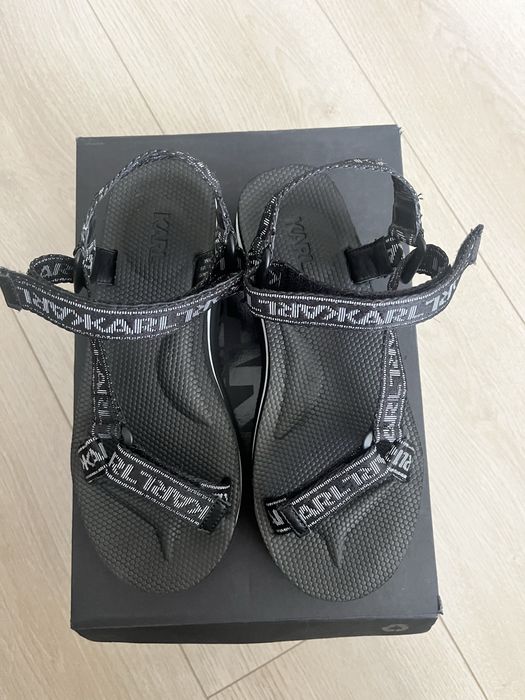 Sandale Karl Lagerfeld marimea 37