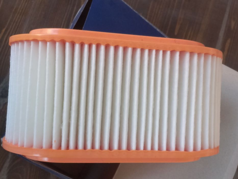 Ваздушныи́  фильтр ,маслянии́  фильтр .оригинал корескии́