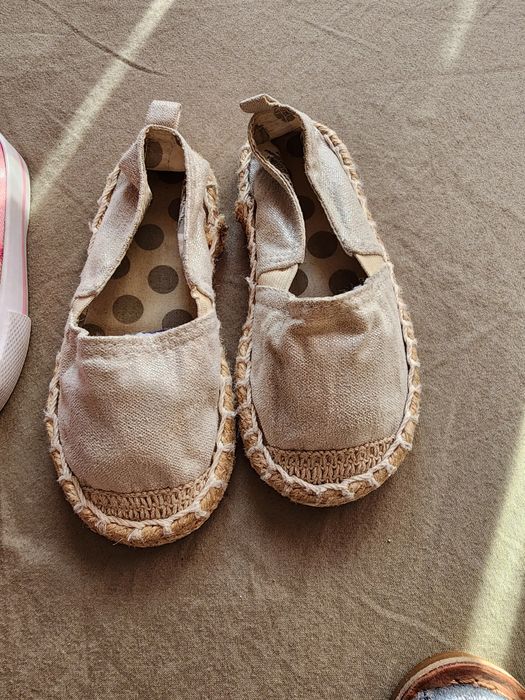 Сандали,  еспадрили , балеринки и кецове за 12 лв