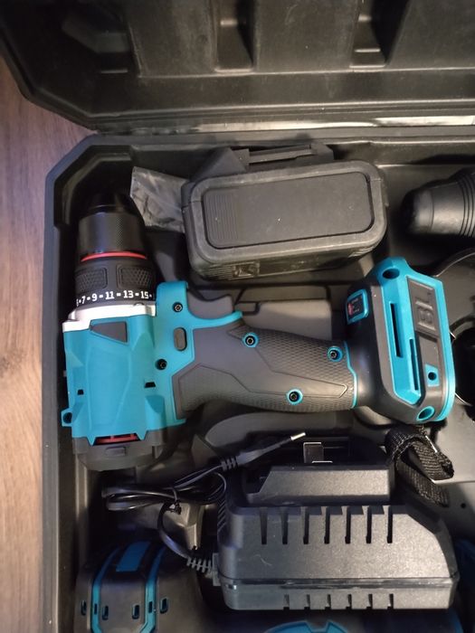 Комплект акумулаторни машини 4 в 1.