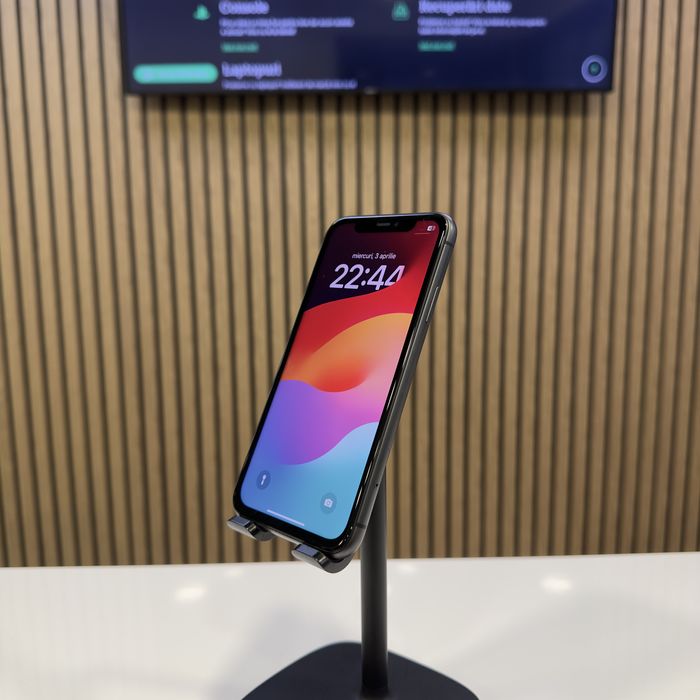 iPhone 11 64GB Black \ Garantie 12 LUNI \ iDroid