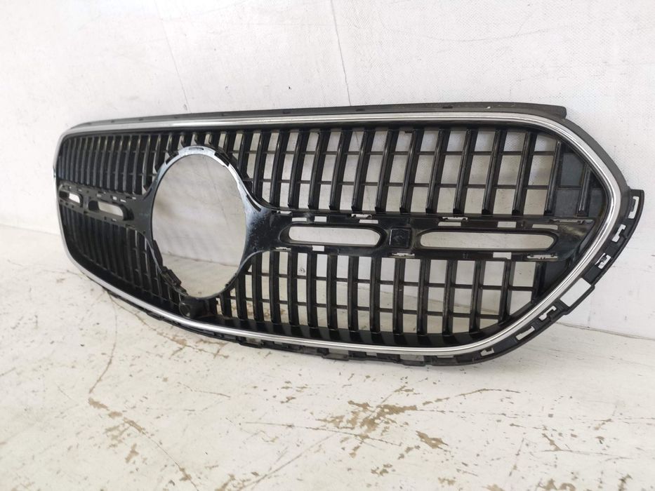 Радиаторна решетка Мерцедес Бенц ГЛЦ-Клас / Mercedes Benz GLC-Class X2