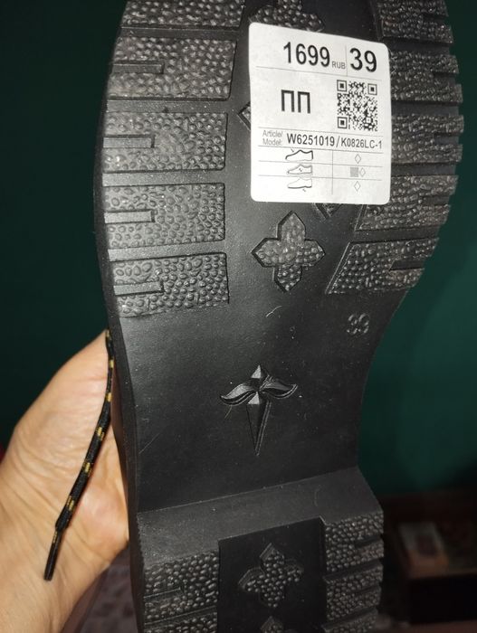 Продам туфли демисезонные