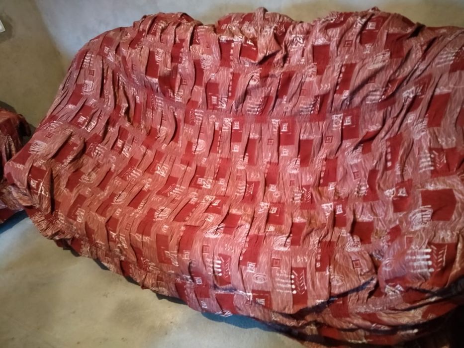 Диван с креслом