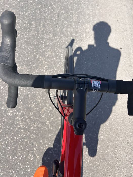 Велосипед SPECIALIZED tarmac sl6