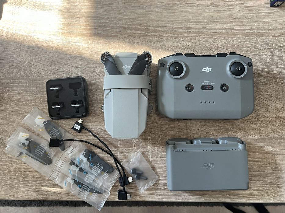 Dji Mini 2 Fly More Combo