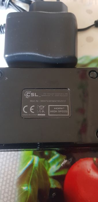 Splitter hdmi cu alimentator