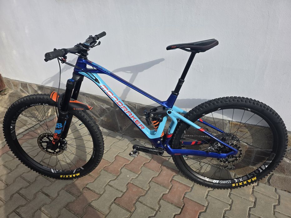 Mondraker Superfoxy Carbon RR, marime M, complet înfoliat