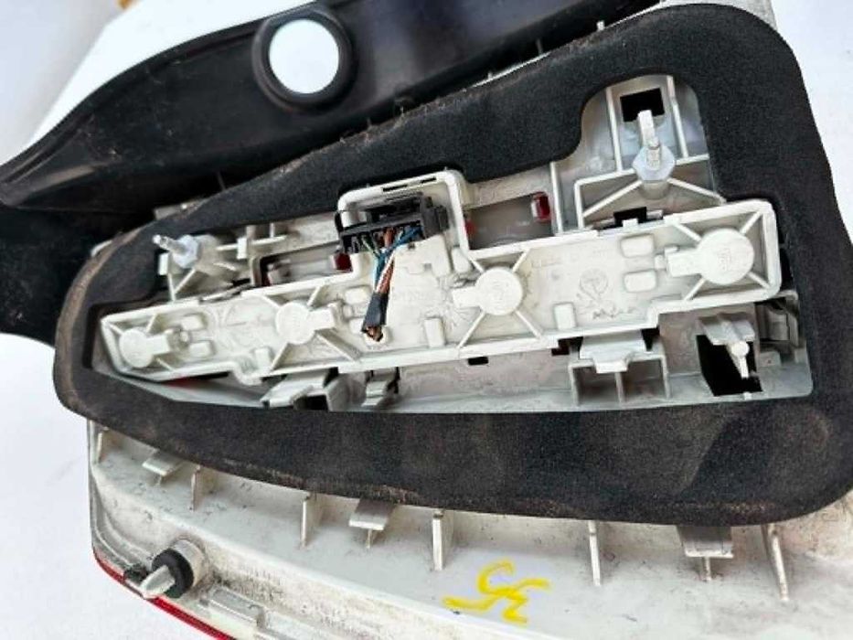 Stop/Lampa/Tripla dreapta OPEL Zafira B 2005-2014 338834753 13349826