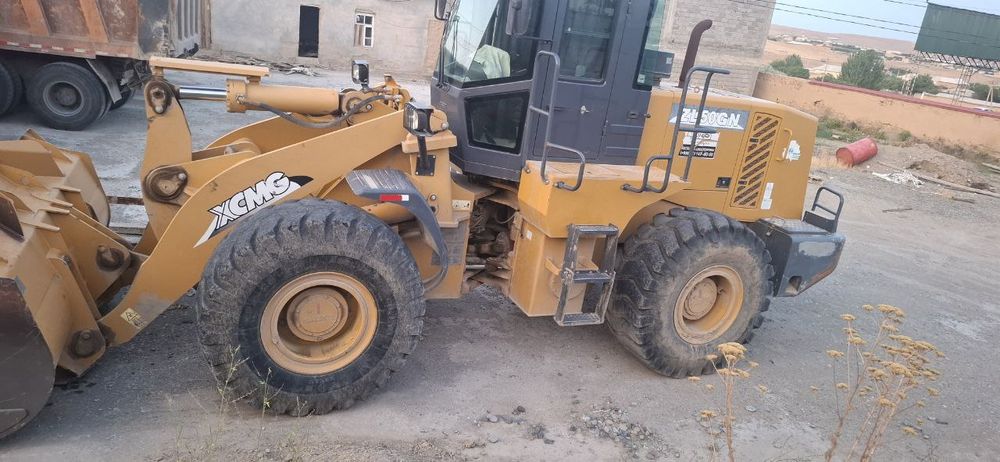 Фронтальный погрузчик XCMG ZL50GN