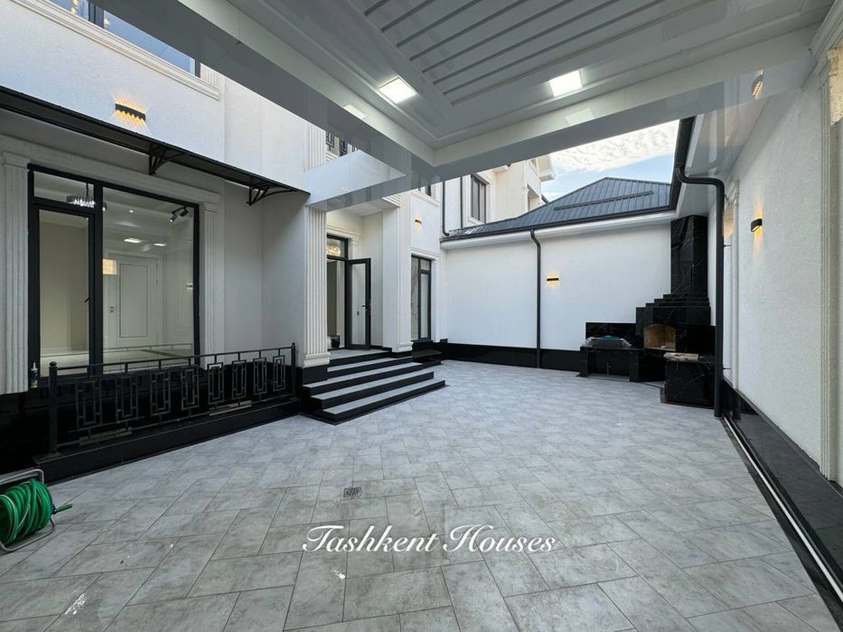 Зенитда енги евро ховли сотилади 220000