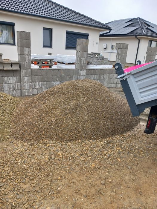 Nisip - Pietris moloz - Transport