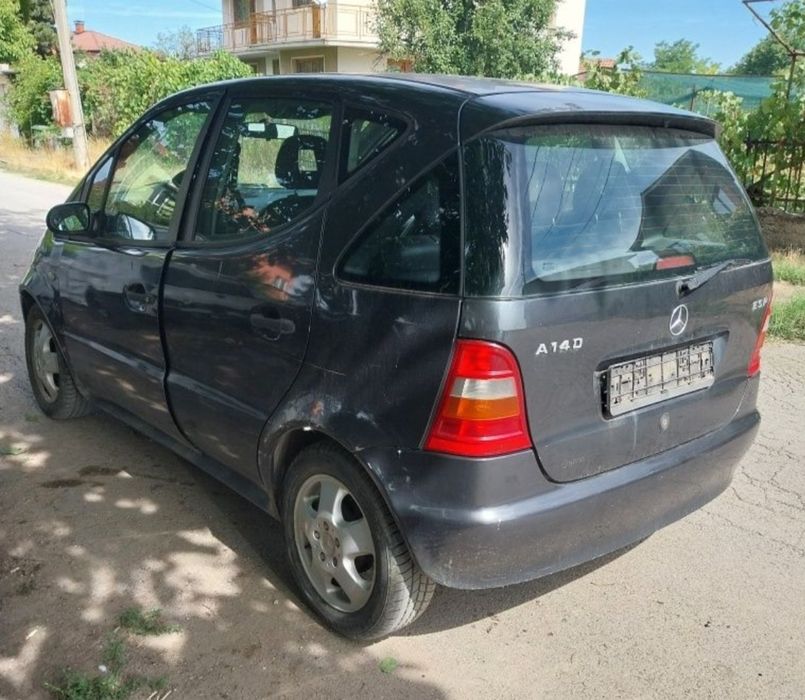 Продавам на части Мерцедес A140 W168 Mercedes Бензин