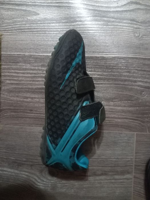 Футбольная обувь для мальчика