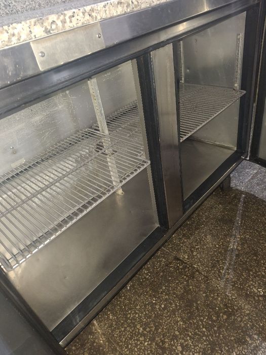 Хладилна маса за пица TRUE USA