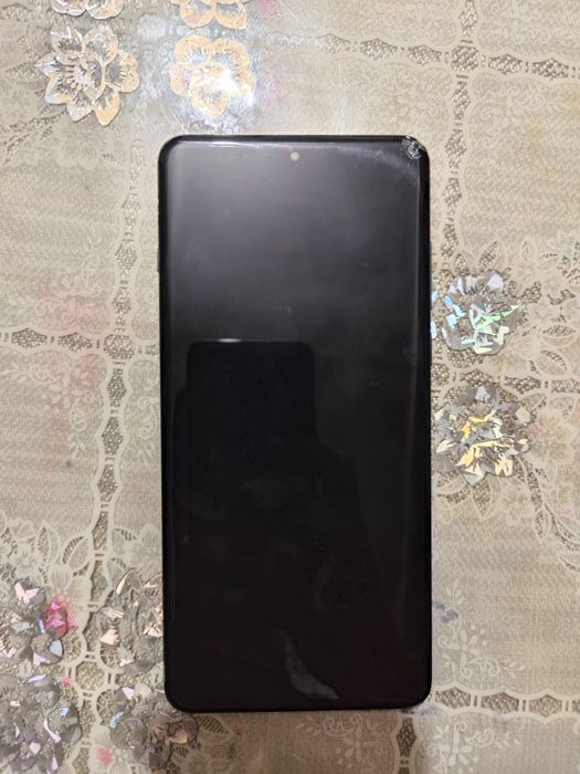 Oneplus 13 в хорошем состоянии