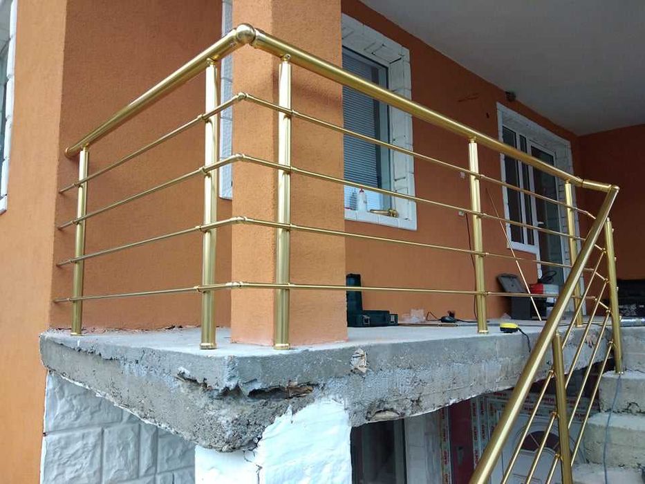 Алуминиеви парапети с 8г гаранция!