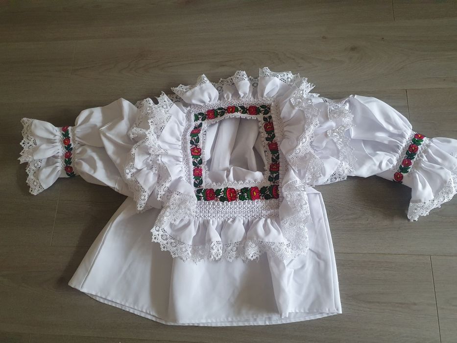 Costum popular de Maramureș