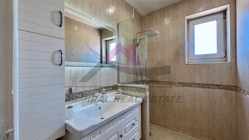 Дава се под наем Тристаен апартамент в Варна, Център - 110 кв.м за 900 € - Снимка #5