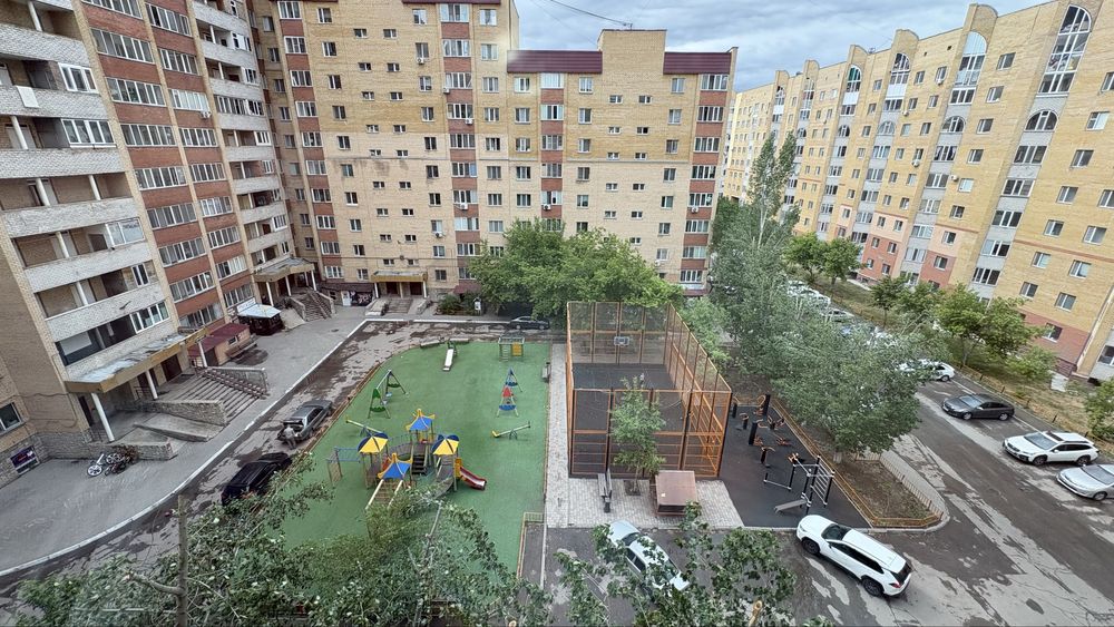 3-х комн кв 75 кв.м. Степной 1
