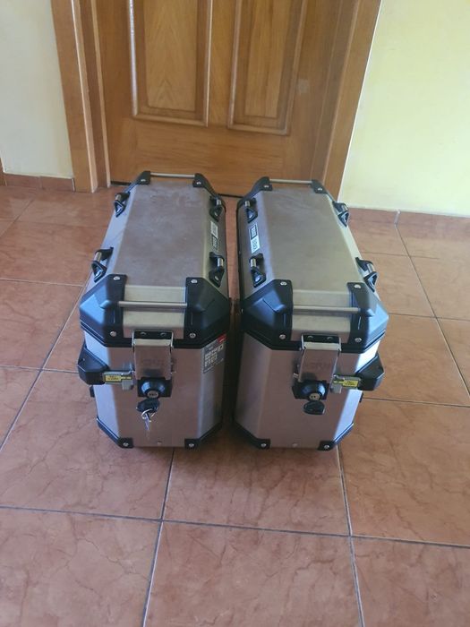 TOP CASE GIVI Trekker Outback.pentru Honda xADV 750