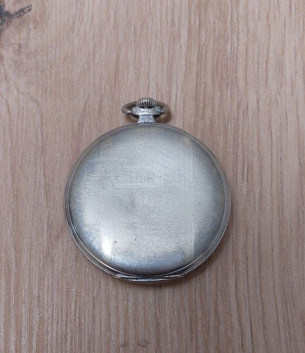 Швейцарски джобен часовник CYMA TAVANNES