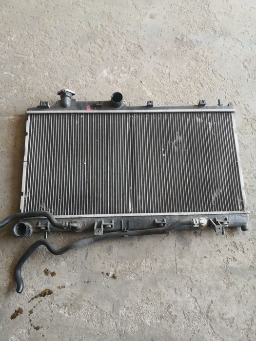 Радиатор субару.