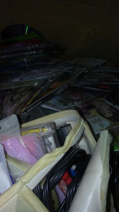 продам много дисков