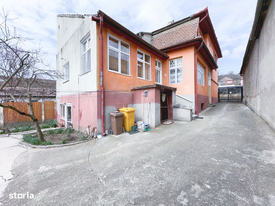 Casă de vânzare – Strada Avram Iancu, Târnăveni